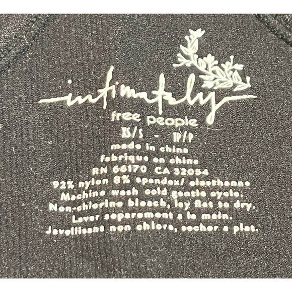 M173 INTIMATELY Free People Women's Crop Racerback Top Black XS/Small - Picture 4 of 4